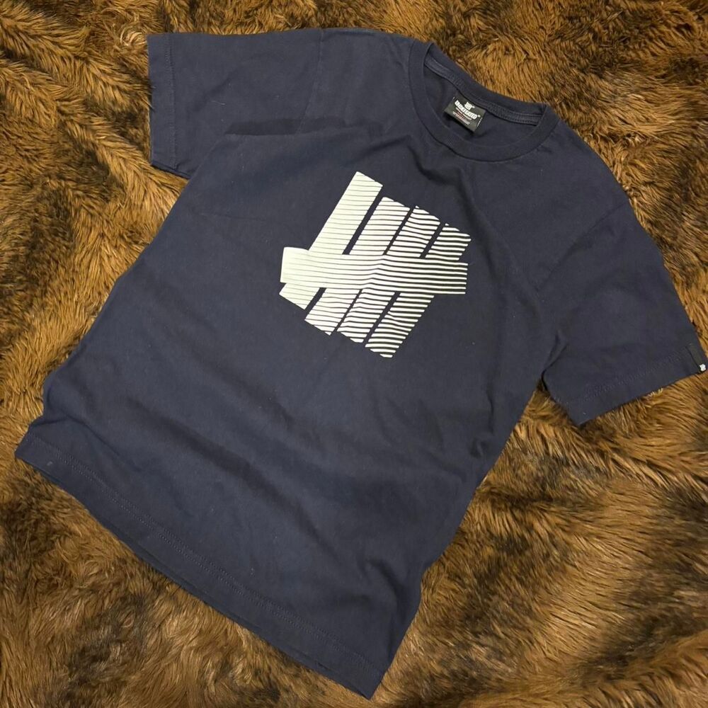 Men’s Small Undefeated Navy 5 Strikes Logo T-Shirt Sliced Graphic